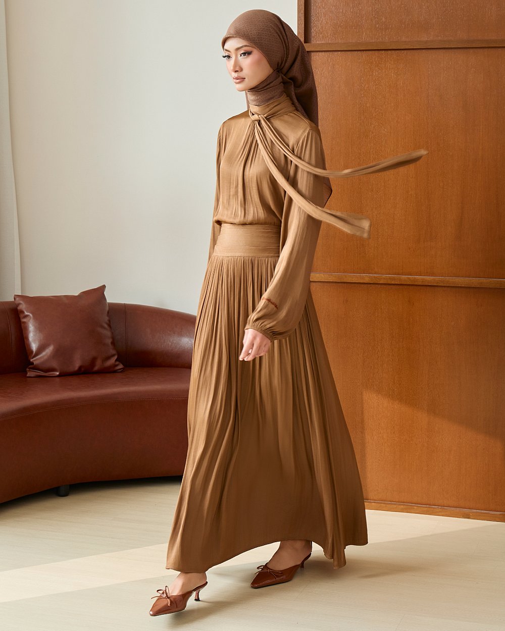 HA GEORGINA IN BROWN