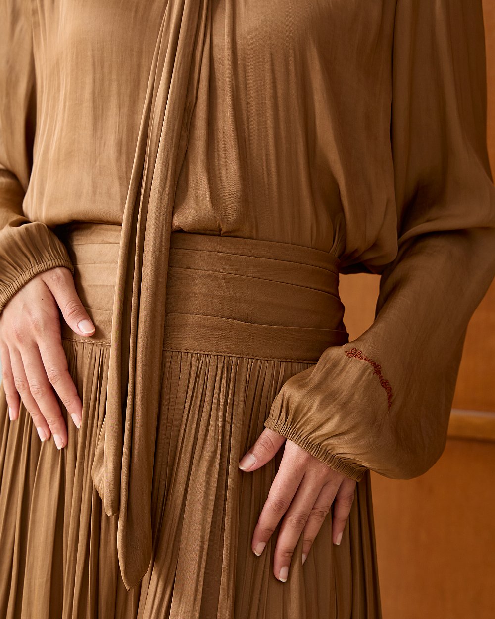 HA GEORGINA IN BROWN