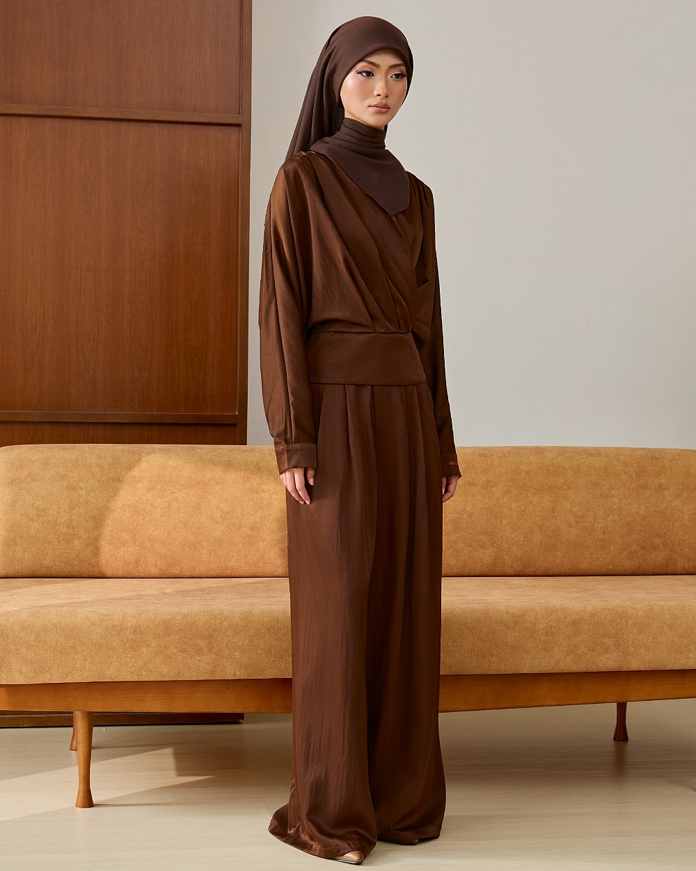 HA MEGAN IN RICH BROWN