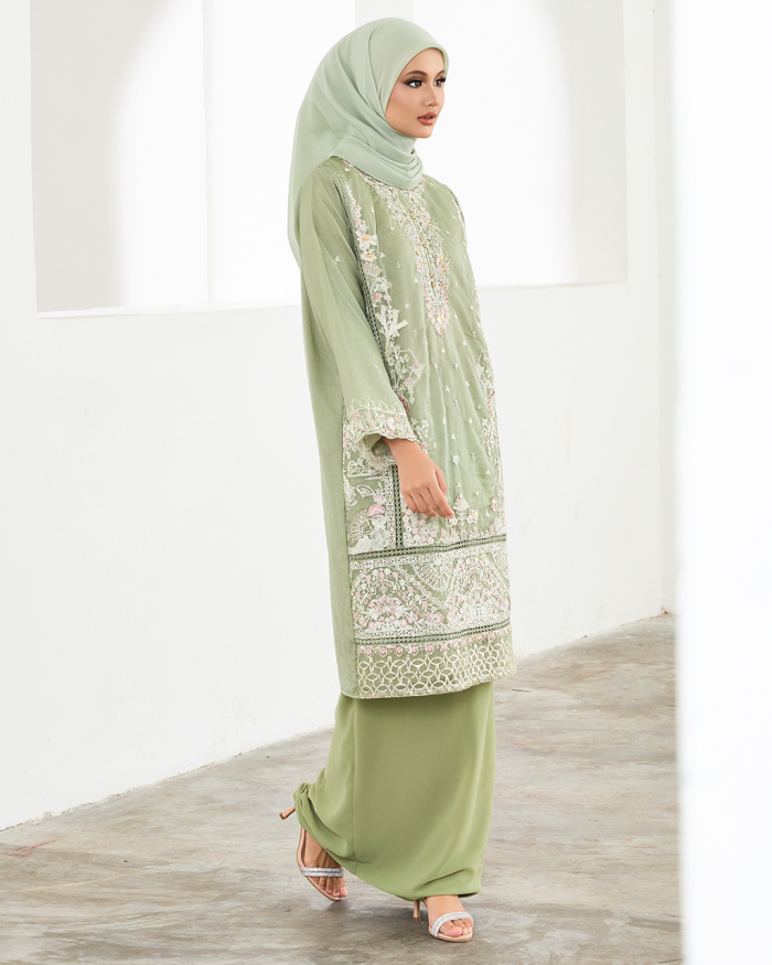 AMAYA IN SAGE GREEN