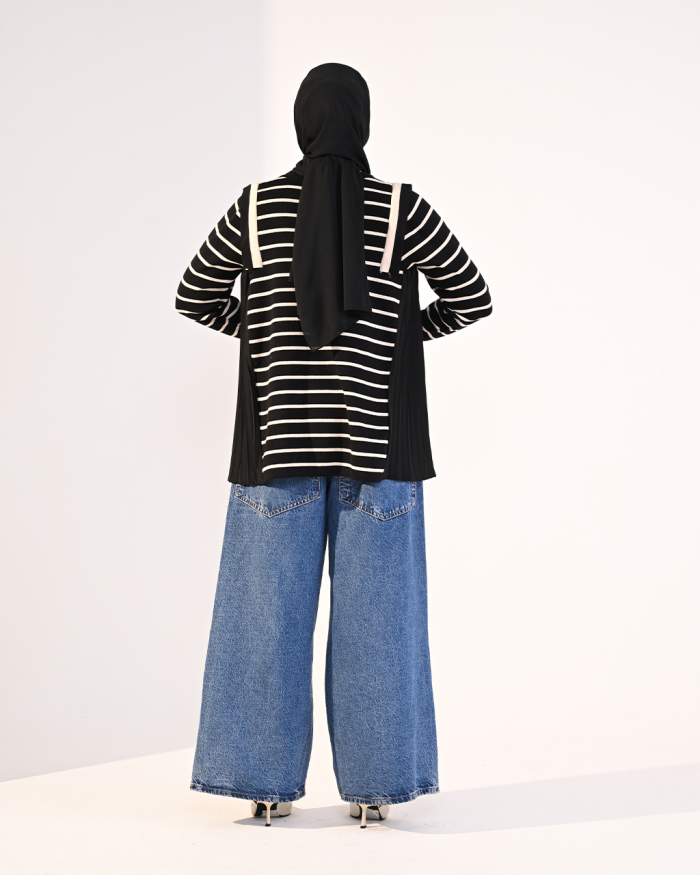 MOLLY TOP IN BLACK