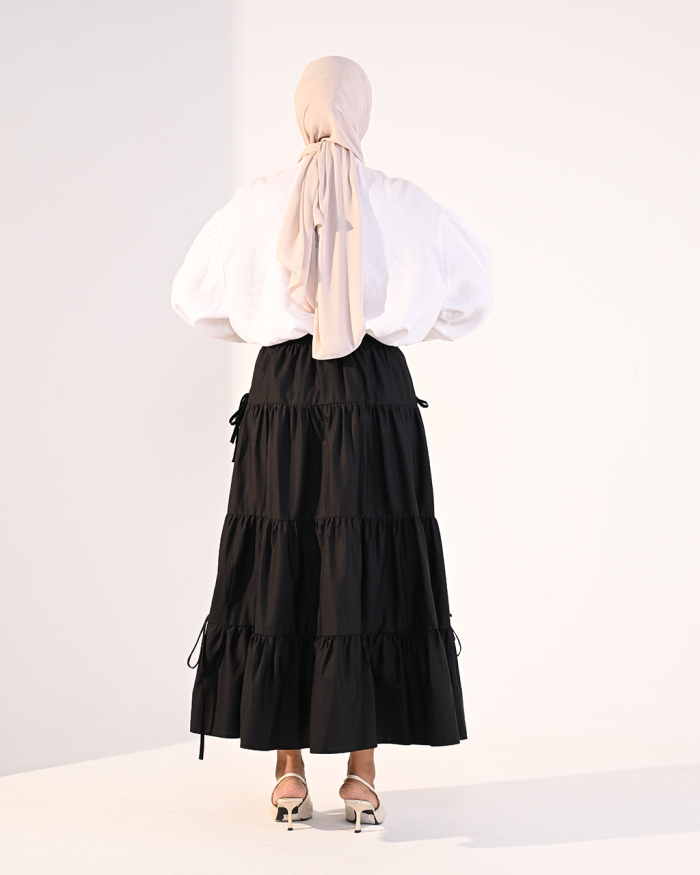 RAISSA SKIRT IN BLACK