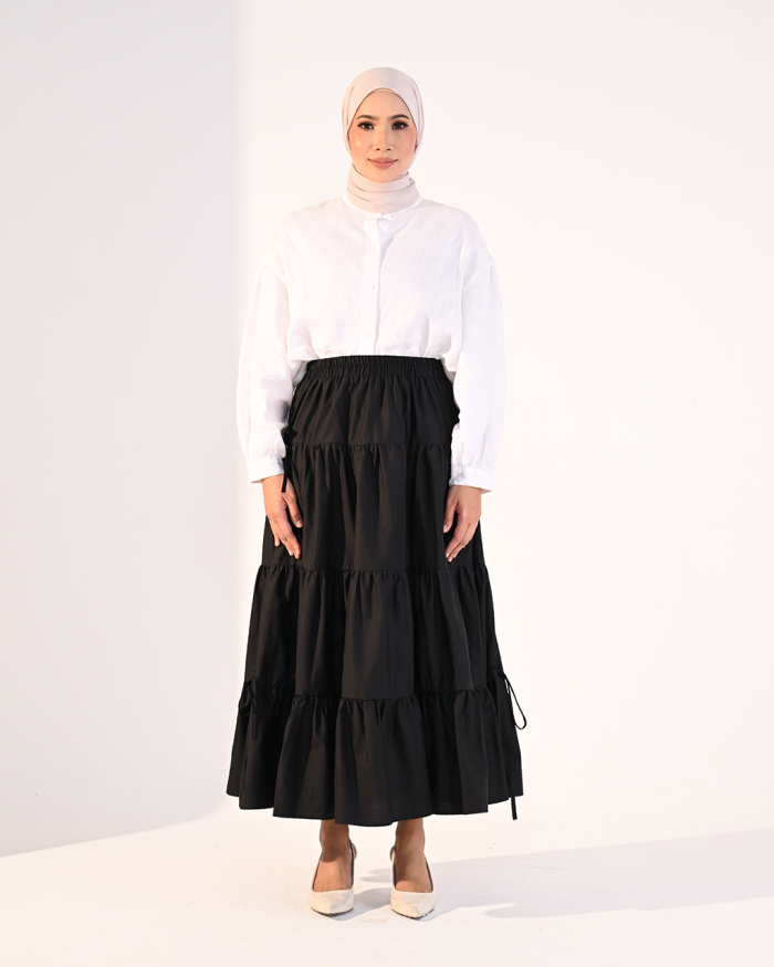 RAISSA SKIRT IN BLACK