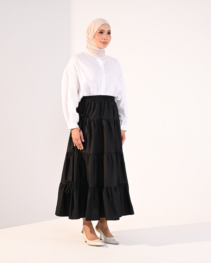 RAISSA SKIRT IN BLACK