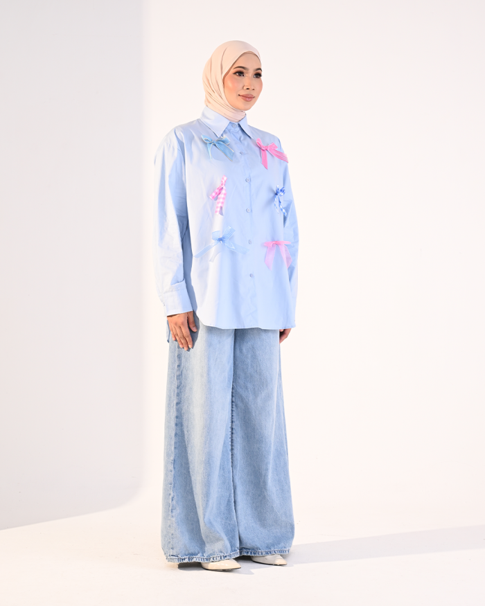MAISIE TOP IN BLUE