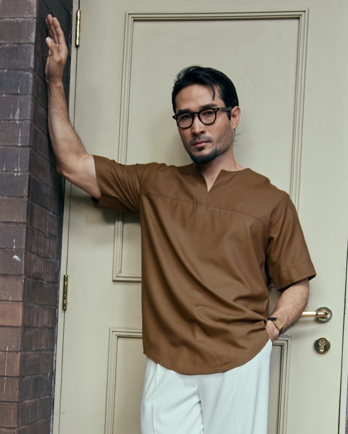 KURTA BADR IN BROWN