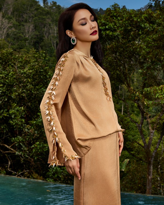 CORRINE IN COPPER BROWN