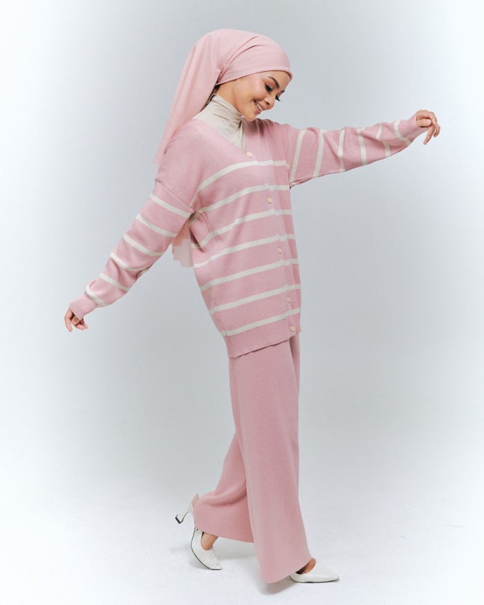 ESTHER SET IN SOFT PINK