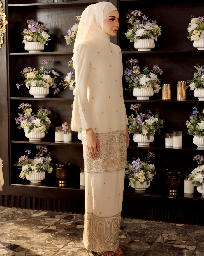 DEFECT EYANA IN CREAM