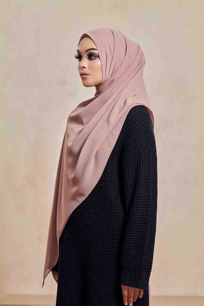 YOUR MUSE IN KHAKI
