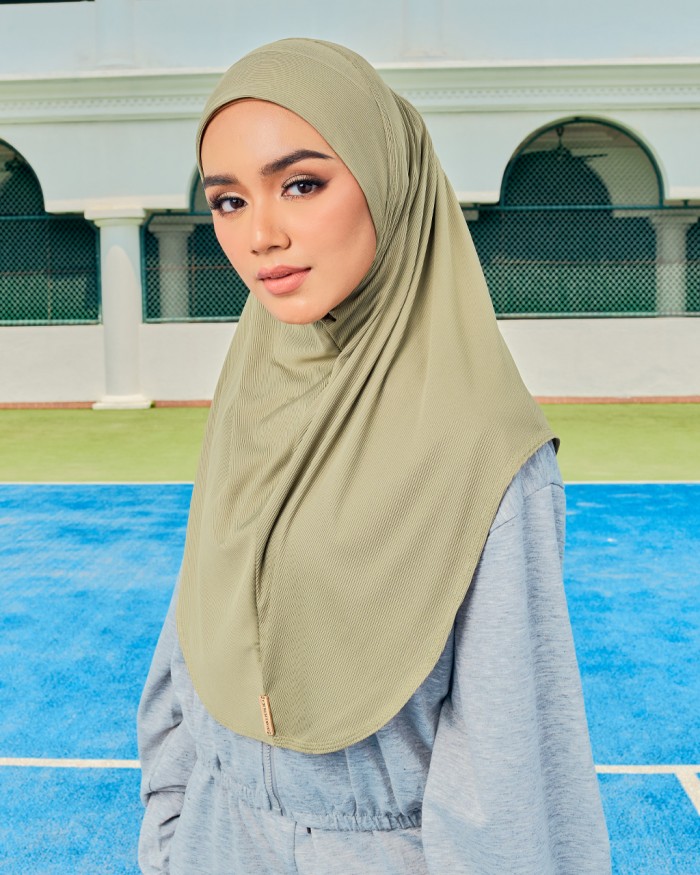 BASIC BE IN OLIVE GREEN