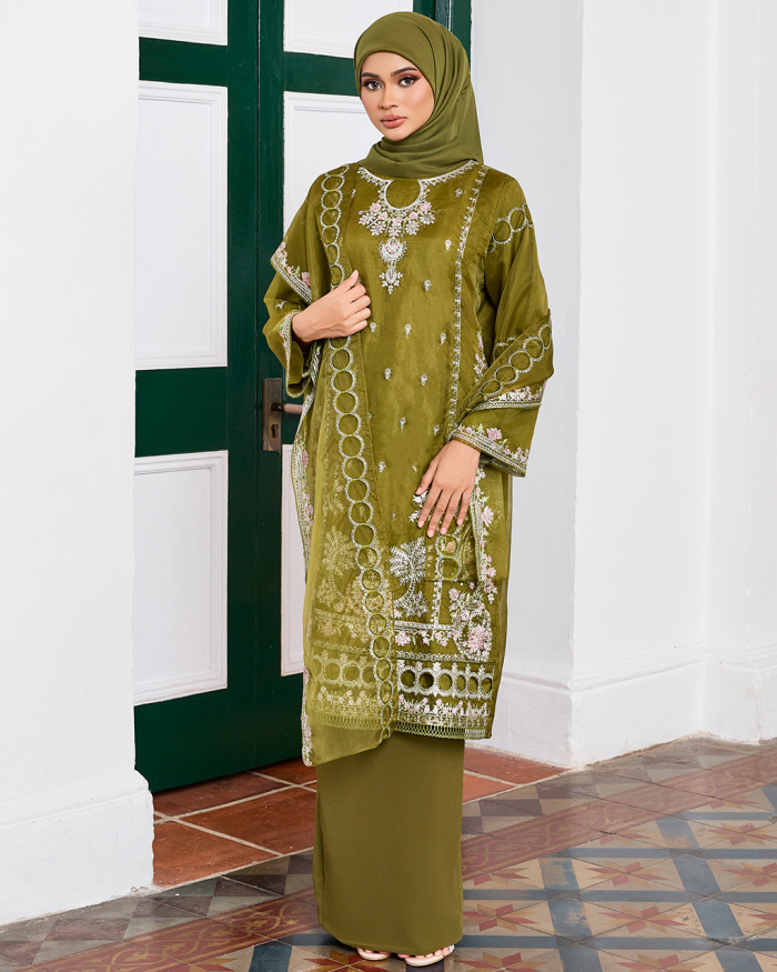 DEFECT PRISHA IN OLIVE GREEN