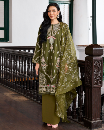DEFECT AASHVEE IN OLIVE GREEN