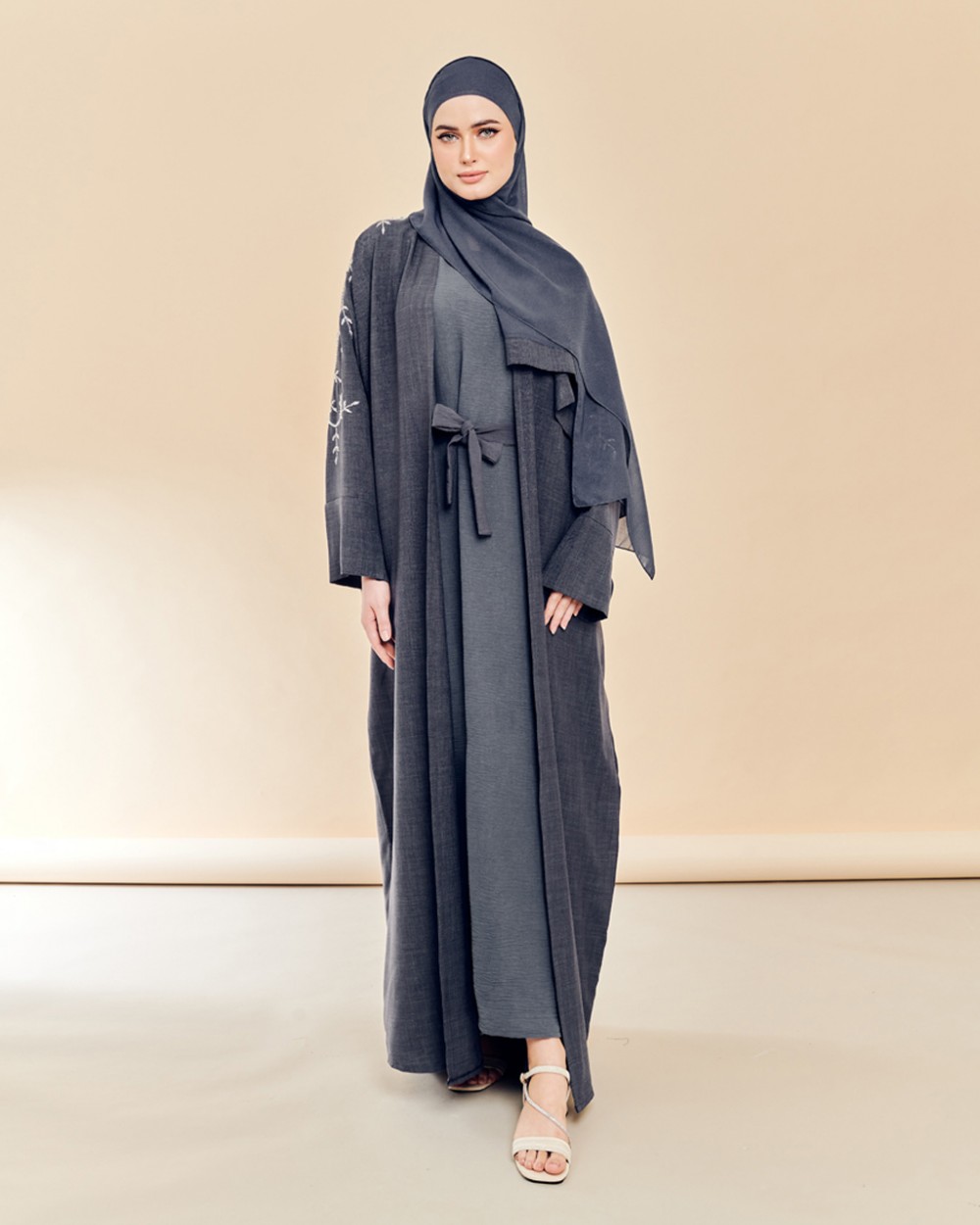 MEDINA SET IN DARK GREY