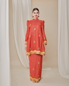 ANJALI SAREE KURUNG IN MANDARIN RED