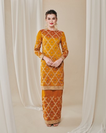 ANJANA SAREE KURUNG IN GOLD YELLOW