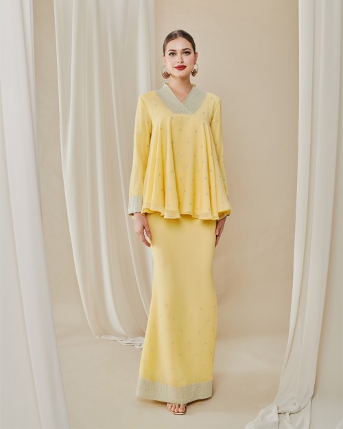 SHONAL KURUNG DOLL IN YELLOW