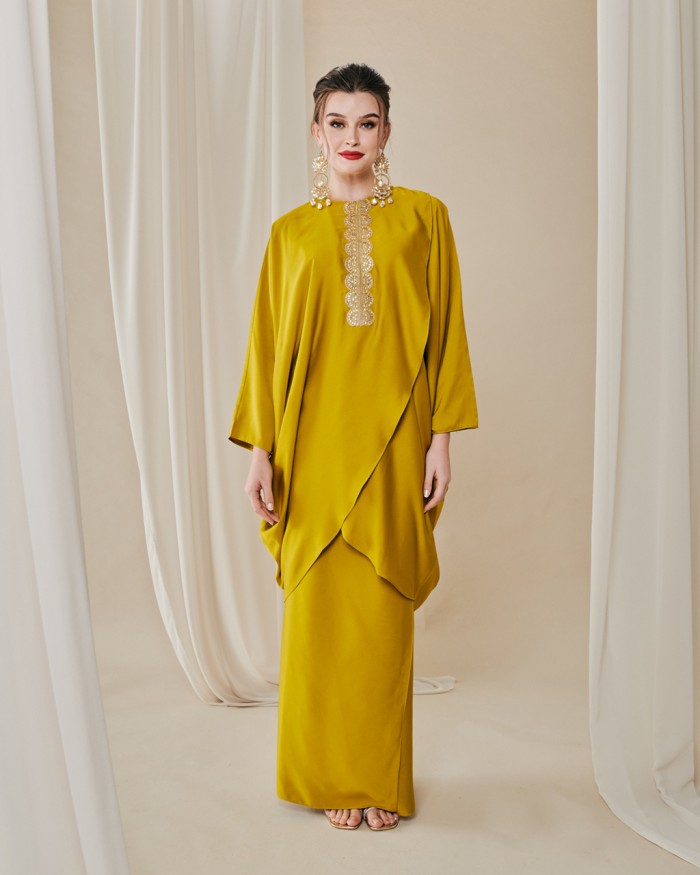ANCHAL CAFTAN IN LIME GREEN