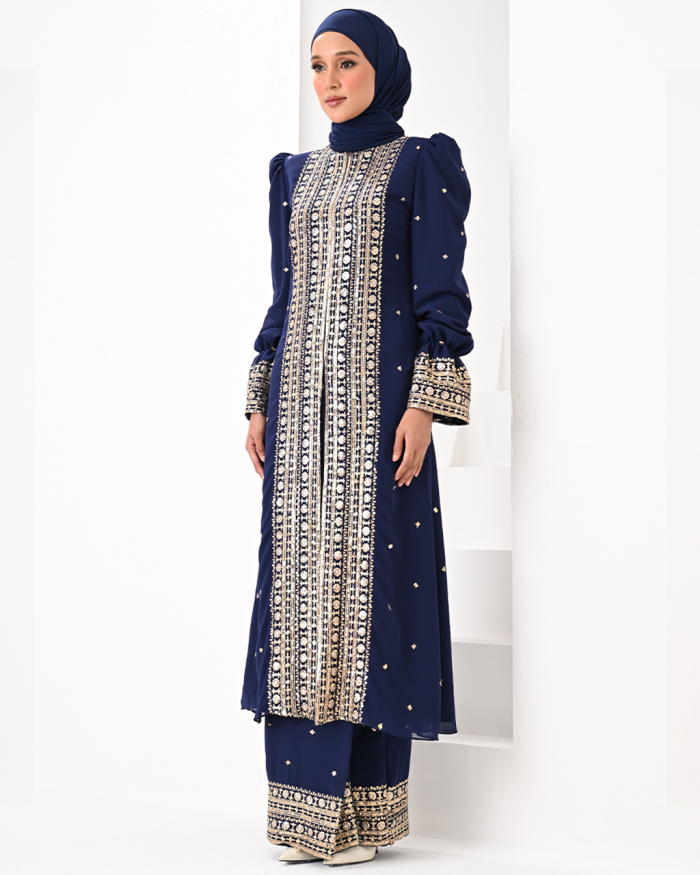 DEFECT SADHIKA IN NAVY BLUE