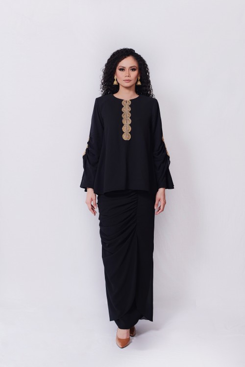 SP RAYA IN MISHRA KURUNG (JADE BLACK)