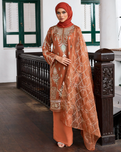 AASHVEE IN TERRACOTTA