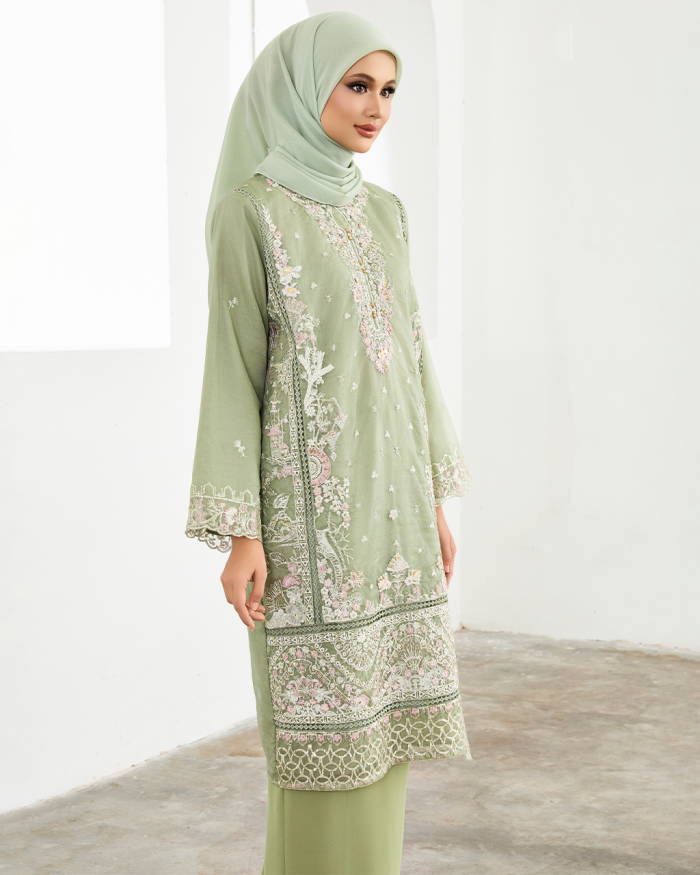 DEFECT AMAYA IN SAGE GREEN