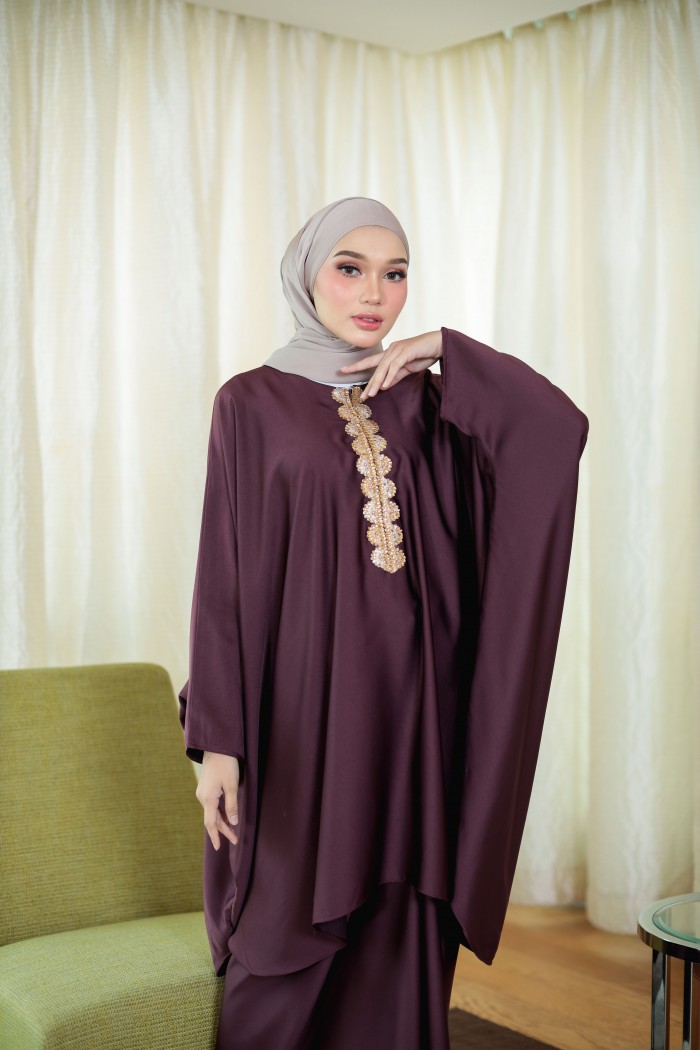 ANSHIKA CAFTAN IN DEEP PURPLE