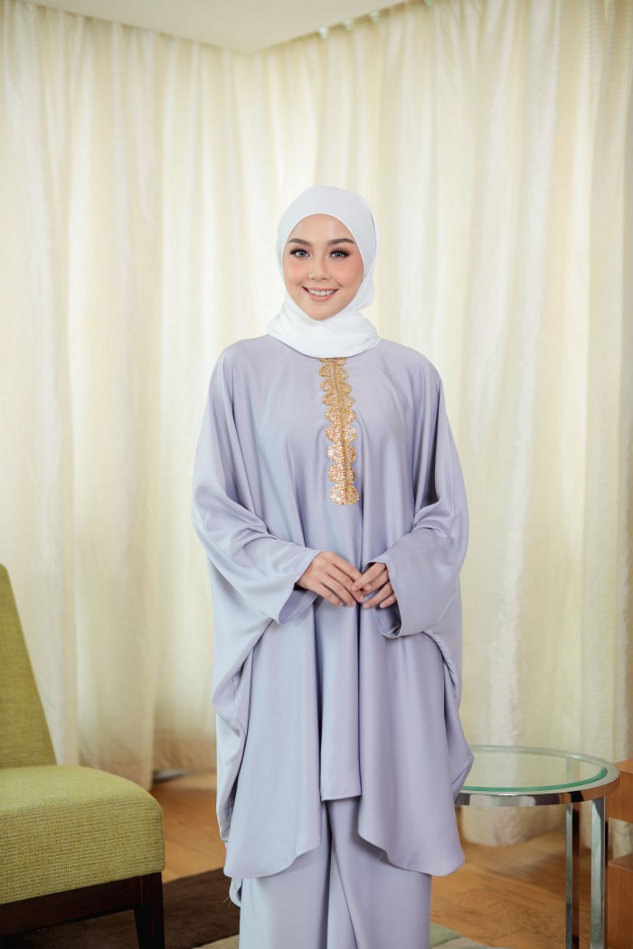 ANSHIKA CAFTAN IN LILAC GREY