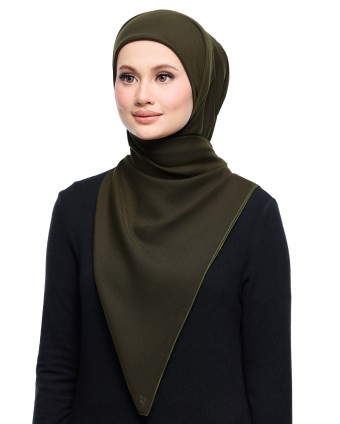 YOUR EVERYDAY SCARF IN ARMY GREEN