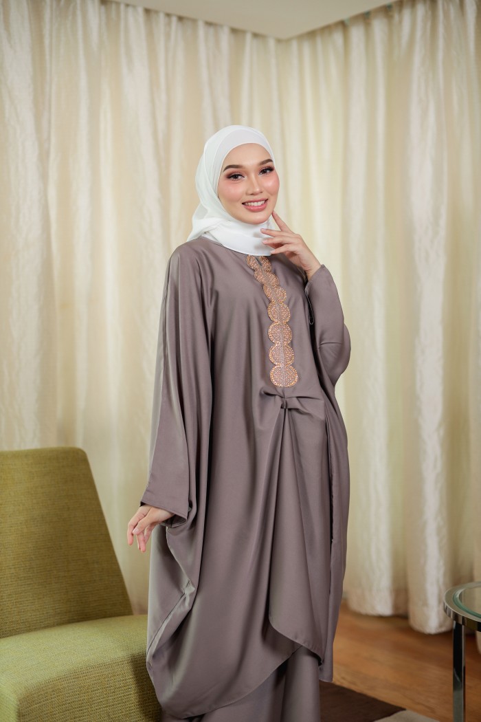 AZUREEN CAFTAN IN GREY