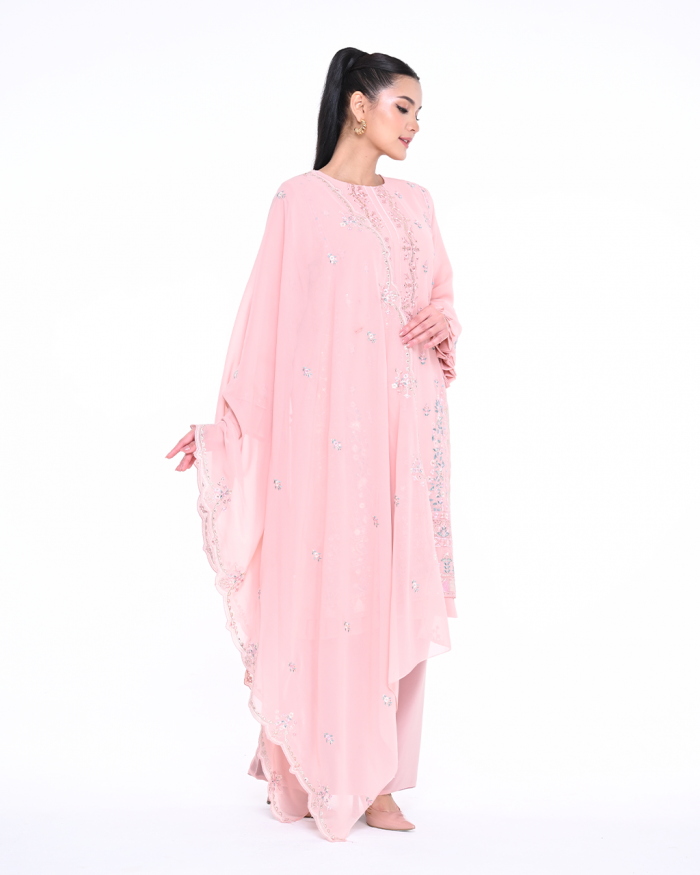 AMMARA IN PASTEL PINK