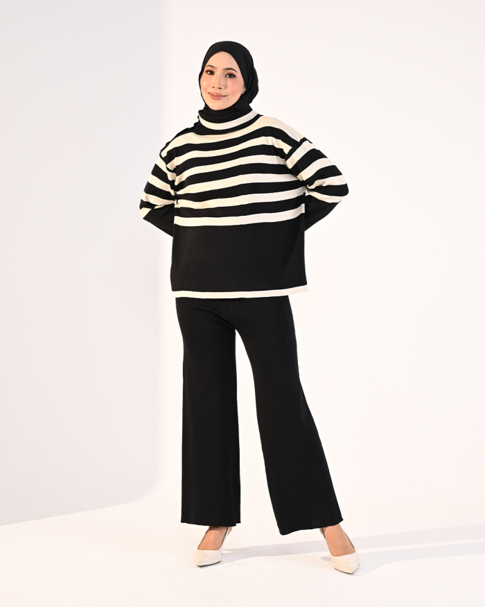 STARLA SET IN BLACK