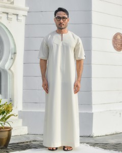 JUBAH QALEEFA IN CREAM