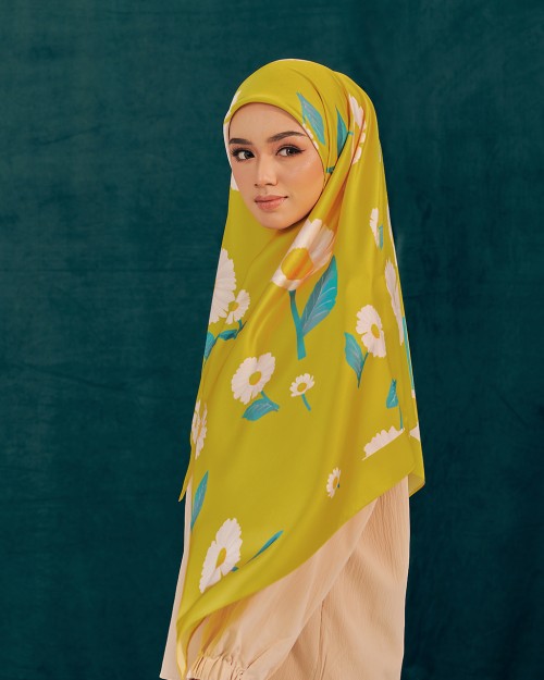 JASMINE IN DAISY YELLOW