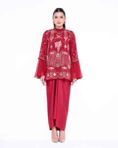 NATHRA IN MAROON