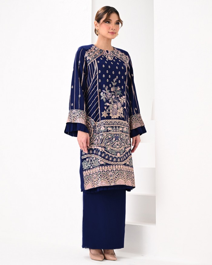 DEFECT MOUSHMI IN DARK BLUE