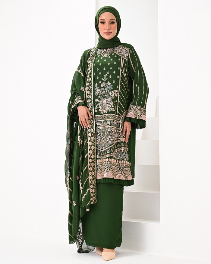 DEFECT MOUSHMI IN FOREST GREEN