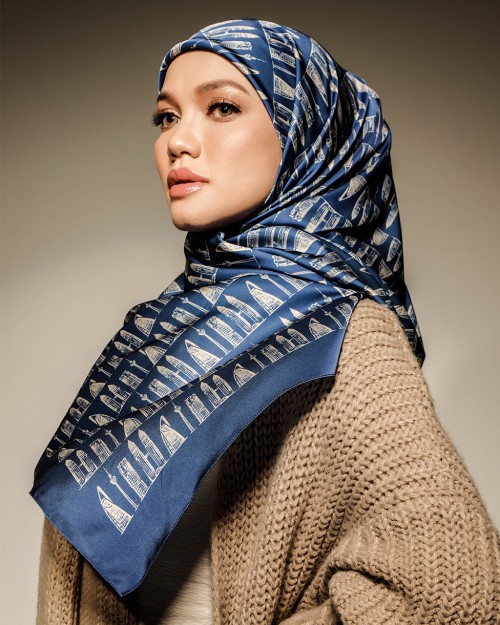DIRGAHAYU IN KOTA RAYA ELECTRIC BLUE