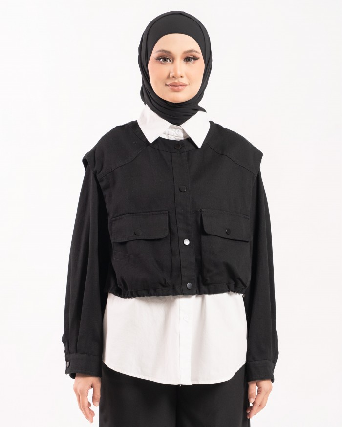 ELVA IN BLACK