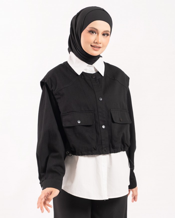ELVA IN BLACK