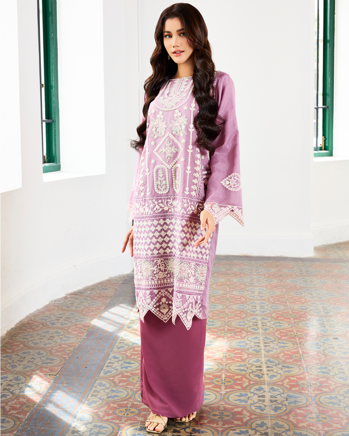 DEFECT ESHA IN PURPLE
