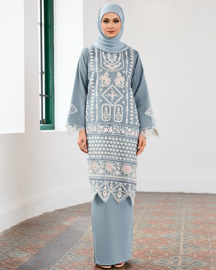 DEFECT ESHA IN SKY BLUE