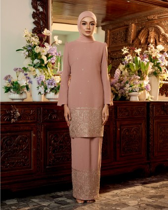 DEFECT EYANA IN DUSTY PINK
