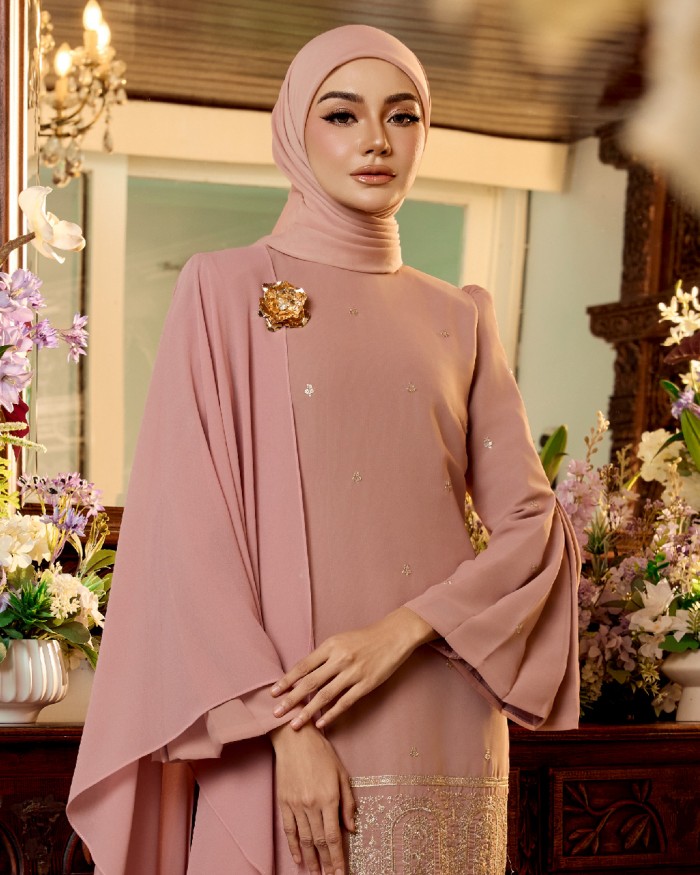 DEFECT EYANA IN DUSTY PINK
