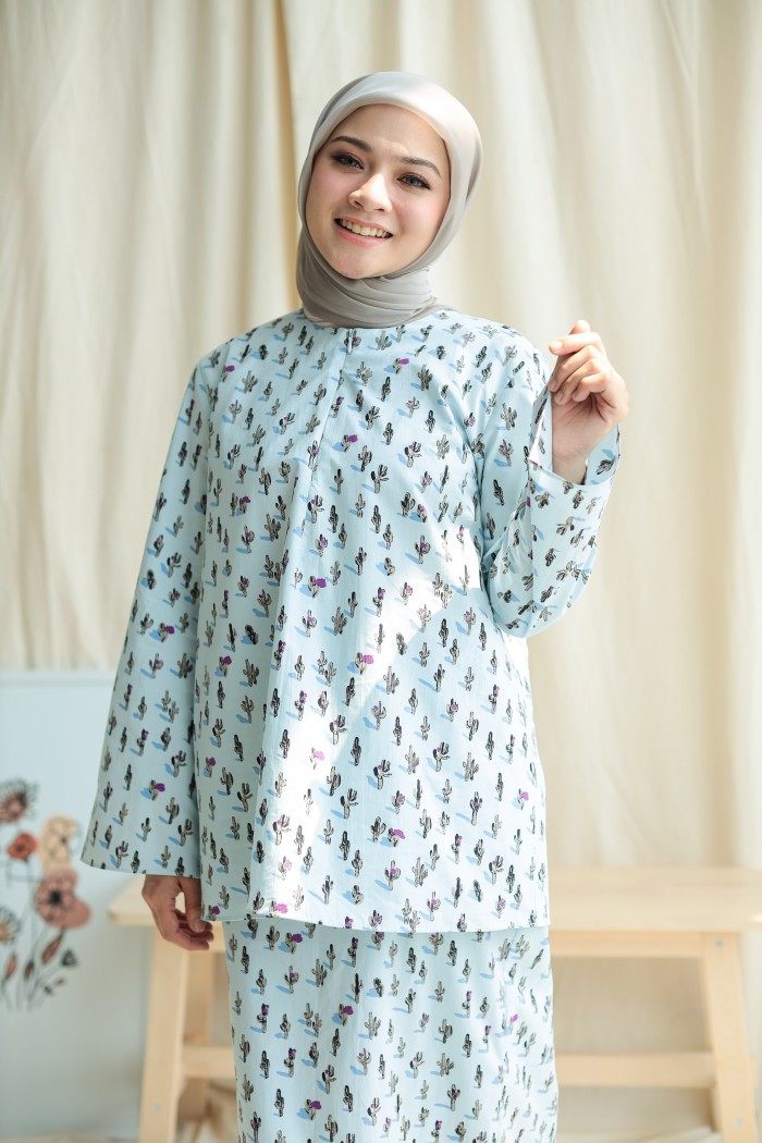 KURUNG FINA IN BABY BLUE