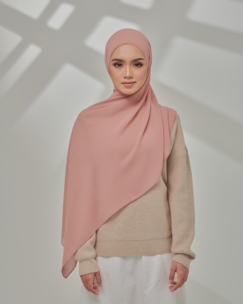 BAESiC IN FLAMINGO BROWN
