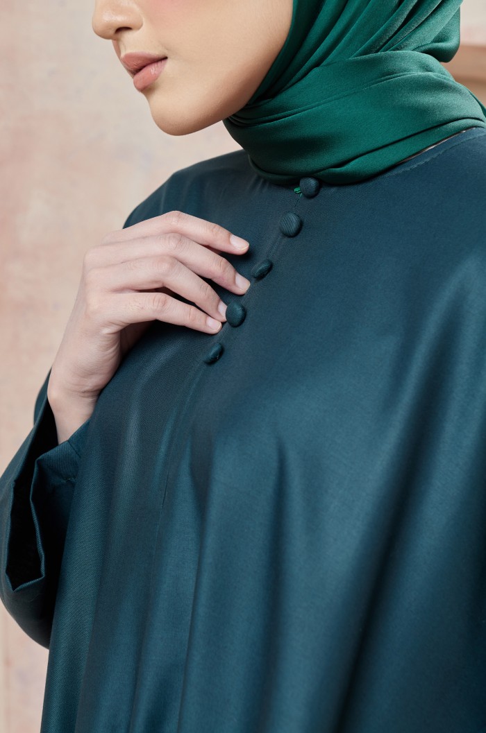 HOMELEISURE CAFTAN IN EMERALD GREEN