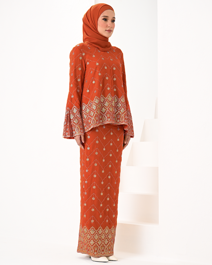 (NEW IN)NANDITA IN BRICK ORANGE