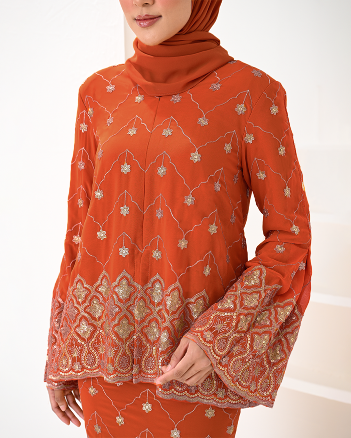 DEFECT NANDITA IN BRICK ORANGE