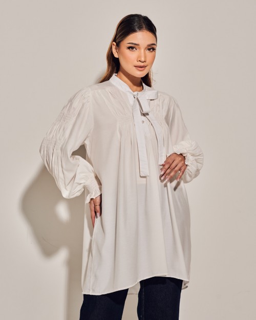 JULIA TOP IN OFF WHITE
